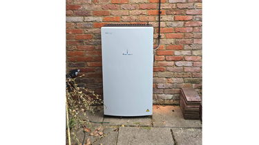 Givenergy All In One 13.5kWh battery installation in HP16 0QH